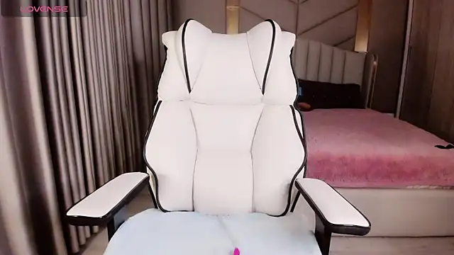 Girl  Funny online show from January 5, 8:34 pm