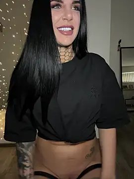 LexiCoco online show from March 14, 11:04 am