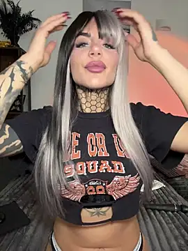 LexiCoco online show from March 25, 4:02 pm