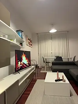 Snapshot of redheaddoll22 chatting on November 27, 8:05 am redheaddoll22 online show from November 27, 8:05 am