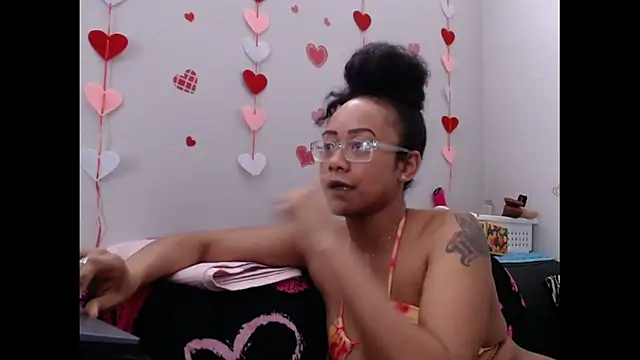 RylHoneyy online show from February 15, 7:54 pm