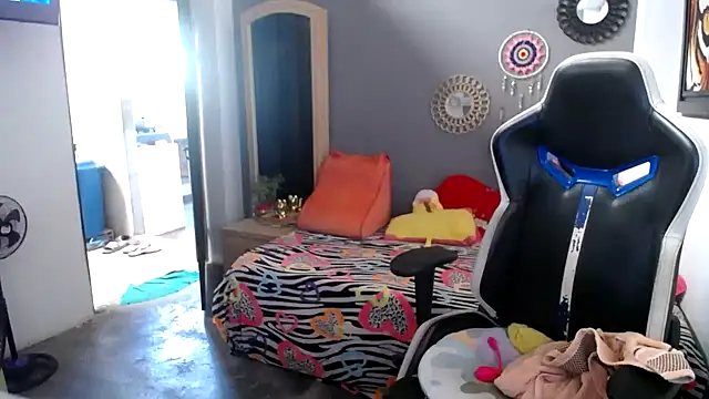 marysol83 online show from March 23, 7:07 pm