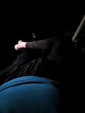 Snapshot of vansh1802 chatting on January 10, 3:50 am vansh1802 online show from January 10, 3:50 am