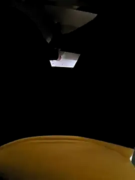 Snapshot of vansh1802 chatting on February 25, 2:33 pm vansh1802 online show from February 25, 2:33 pm