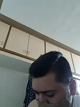 Snapshot of vansh1802 chatting on March 9, 6:11 pm vansh1802 online show from March 9, 6:11 pm