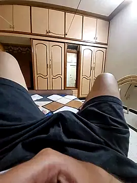 Snapshot of vansh1802 chatting on September 16, 3:35 pm vansh1802 online show from September 16, 3:35 pm