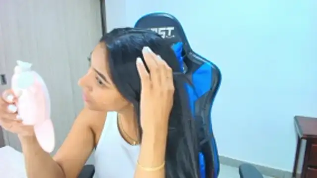 sophiax-x online show from October 25, 12:51 am