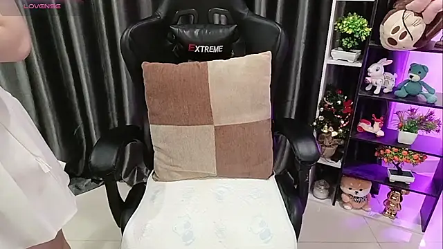 Yuki-yio online show from April 12, 12:59 am