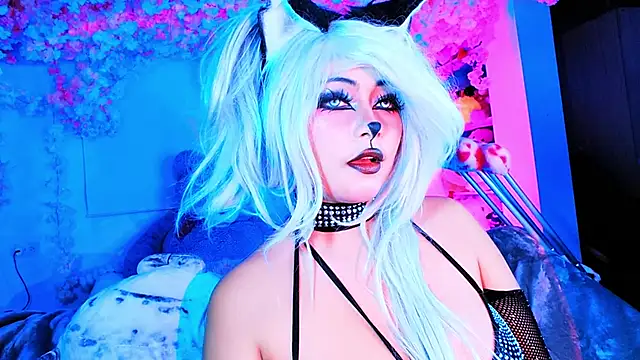 seraphine23 online show from February 18, 3:13 am