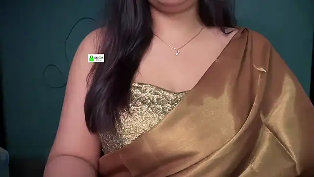Snapshot of Sizzling__ZAARA chatting on May 11, 2:56 pm Sizzling ZAARA online show from May 11, 2:56 pm
