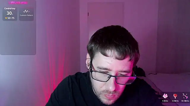 Snapshot of Thomas_Mrd chatting on December 24, 4:11 am Thomas Mrd online show from December 24, 4:11 am