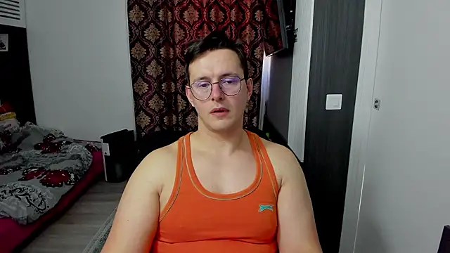 sexxymuscles4u online show from March 1, 12:07 pm