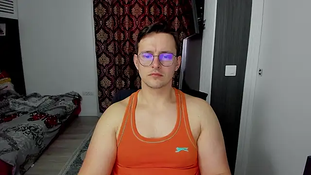 sexxymuscles4u online show from March 3, 12:22 pm