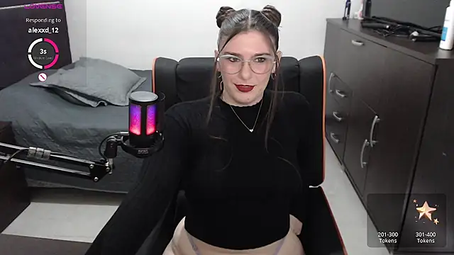 xxbbtaa online show from April 8, 7:25 pm