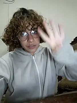 Snapshot of EmmaMelissa0521 chatting on December 30, 3:58 am EmmaMelissa0521 online show from December 30, 3:58 am