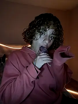 Snapshot of EmmaMelissa0521 chatting on January 26, 6:28 am EmmaMelissa0521 online show from January 26, 6:28 am