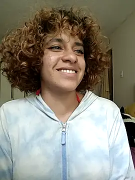 Snapshot of EmmaMelissa0521 chatting on March 17, 8:30 pm EmmaMelissa0521 online show from March 17, 8:30 pm