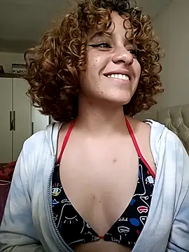 Snapshot of EmmaMelissa0521 chatting on March 19, 8:11 pm EmmaMelissa0521 online show from March 19, 8:11 pm