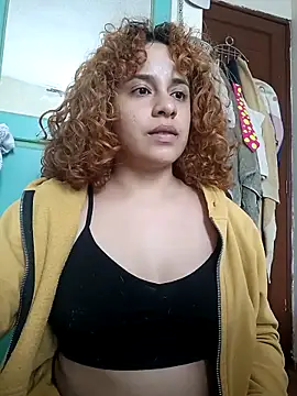 Snapshot of EmmaMelissa0521 chatting on September 24, 9:18 pm EmmaMelissa0521 online show from September 24, 9:18 pm