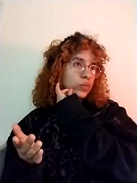 Snapshot of EmmaMelissa0521 chatting on November 19, 2:44 am EmmaMelissa0521 online show from November 19, 2:44 am