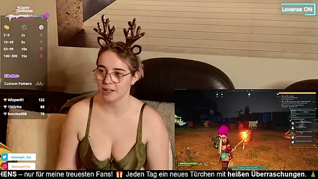 Snapshot of GamerGirl_Eve chatting on December 8, 12:18 am GamerGirl Eve online show from December 8, 12:18 am
