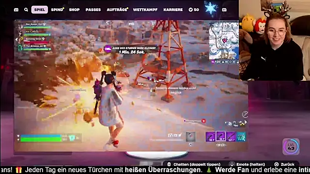 Snapshot of GamerGirl_Eve chatting on December 21, 7:06 pm GamerGirl Eve online show from December 21, 7:06 pm