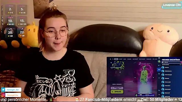 Snapshot of GamerGirl_Eve chatting on December 28, 7:01 pm GamerGirl Eve online show from December 28, 7:01 pm