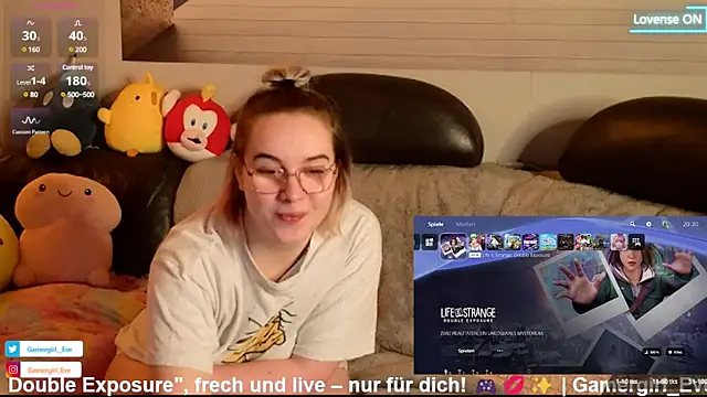 Snapshot of GamerGirl_Eve chatting on January 28, 7:21 pm GamerGirl Eve online show from January 28, 7:21 pm