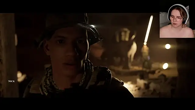 Snapshot of GamerGirl_Eve chatting on February 23, 10:20 pm GamerGirl Eve online show from February 23, 10:20 pm