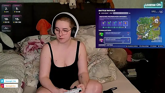 Snapshot of GamerGirl_Eve chatting on March 18, 7:10 pm GamerGirl Eve online show from March 18, 7:10 pm