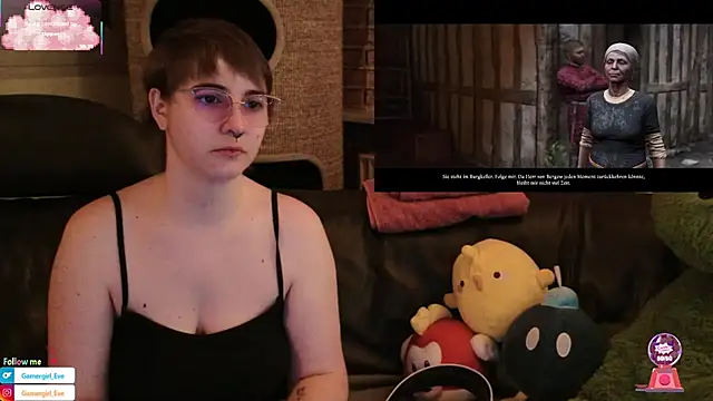 Snapshot of GamerGirl_Eve chatting on October 16, 6:09 pm GamerGirl Eve online show from October 16, 6:09 pm