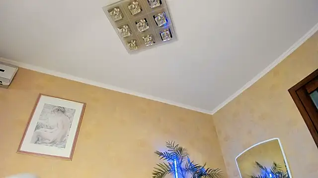 Diamond D  online show from March 31, 7:09 am