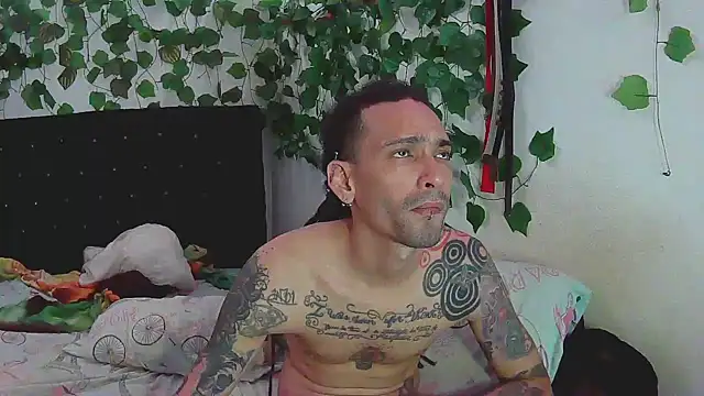 Snapshot of caribbeanlover1 chatting on January 11, 3:34 am caribbeanlover1 online show from January 11, 3:34 am