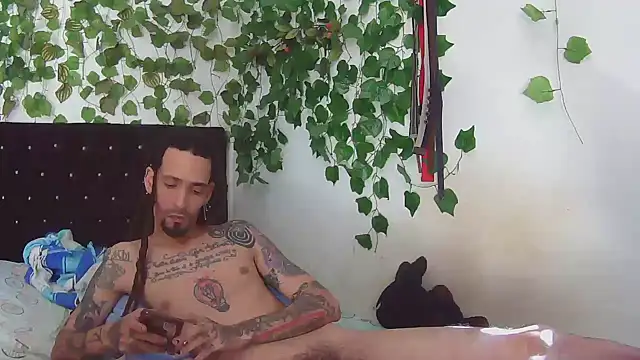 Snapshot of caribbeanlover1 chatting on January 30, 4:02 pm caribbeanlover1 online show from January 30, 4:02 pm