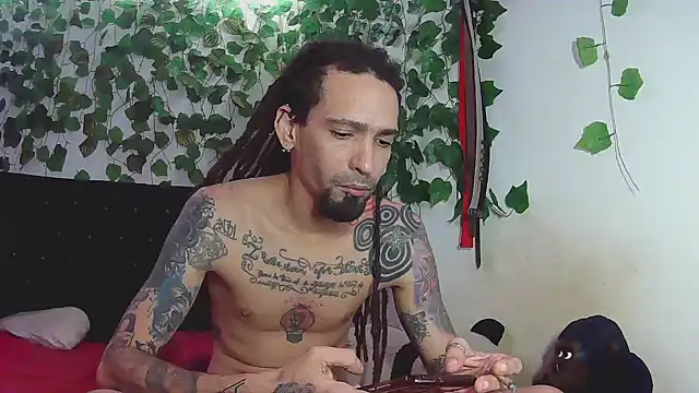 Snapshot of caribbeanlover1 chatting on March 8, 11:37 am caribbeanlover1 online show from March 8, 11:37 am