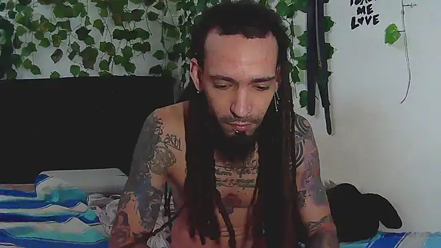 Snapshot of caribbeanlover1 chatting on October 16, 12:50 pm caribbeanlover1 online show from October 16, 12:50 pm