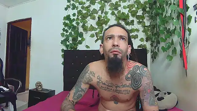 Snapshot of caribbeanlover1 chatting on May 5, 12:13 pm caribbeanlover1 online show from May 5, 12:13 pm