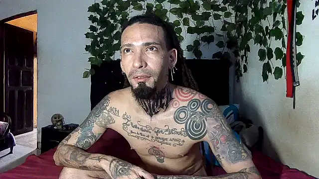 Snapshot of caribbeanlover1 chatting on May 12, 7:55 pm caribbeanlover1 online show from May 12, 7:55 pm