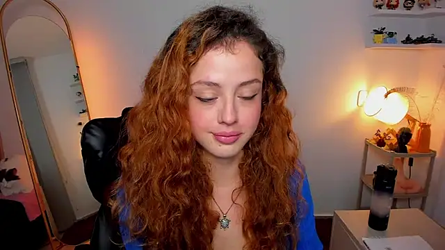 Cassandra Caiin online show from September 12, 3:17 am