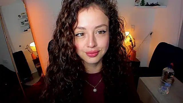 Cassandra Caiin online show from February 1, 1:31 pm