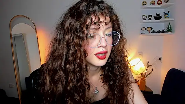 Cassandra Caiin online show from March 30, 6:47 am