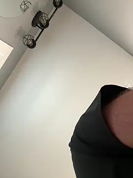 smokeymt420 online show from April 16, 5:36 pm