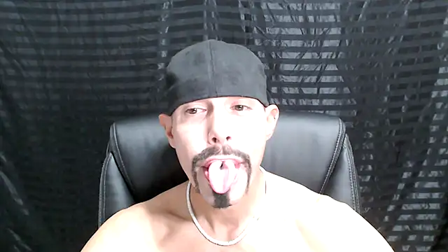 ThickD2C online show from December 26, 11:13 pm