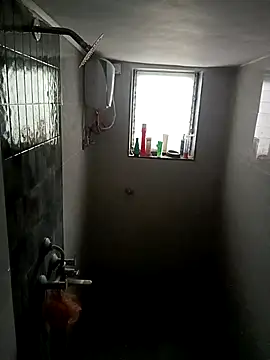 Snapshot of SimplyKarthik09 chatting on November 1, 5:42 am SimplyKarthik09 online show from November 1, 5:42 am