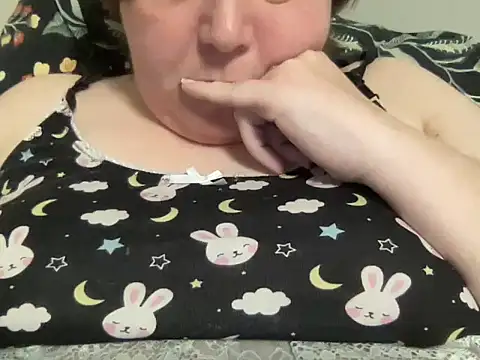 Snapshot of ParisNova chatting on January 25, 10:28 pm ParisNova online show from January 25, 10:28 pm