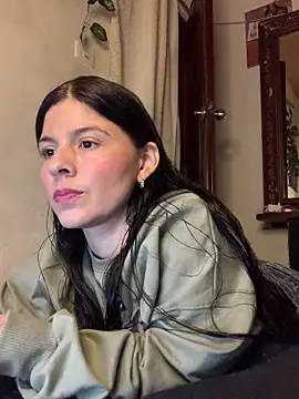 Estefani 32 online show from April 17, 5:27 pm