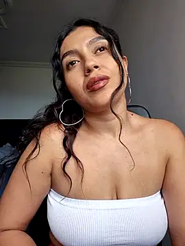 Snapshot of ivanataylor1 chatting on July 30, 7:13 pm ivanataylor1 online show from July 30, 7:13 pm