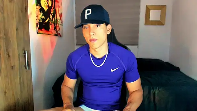 Liam V online show from January 8, 1:00 am