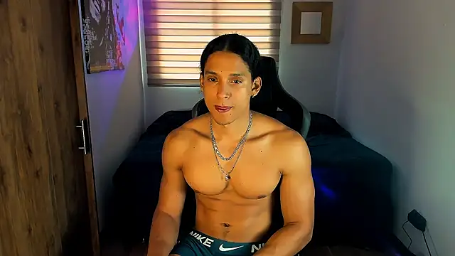 Liam V online show from February 8, 3:00 pm