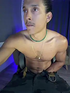 Liam V online show from April 15, 4:08 am